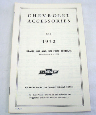 1952/1952T Chevrolet New car/truck retail accesory price booklet Photo Main