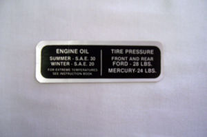 1942 Ford Glove box tire and oil pressure decal Photo Main