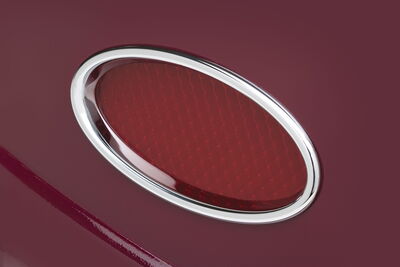 BILLET ALUMINUM OVAL LED TAILLIGHT STANDARD (PR) - CHROMED Photo Main